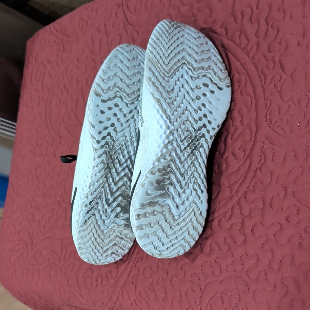 Nike Epic React Flynit Oreo Running Shoes Mens 10.5 - Picture 6 of 8